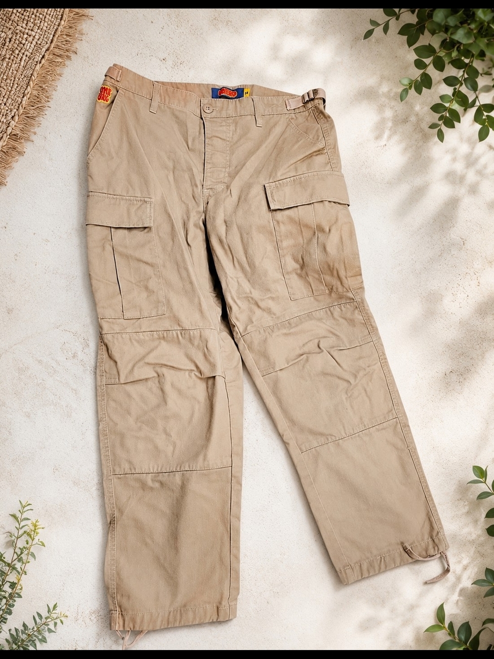EMPYRE Relax Khaki Cargo Pants Size 30x29